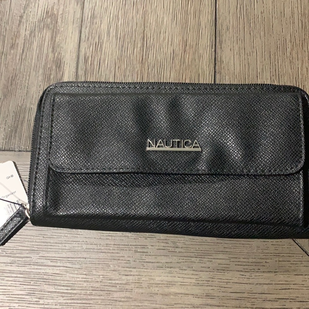 Nautica Front Pocket Organizer